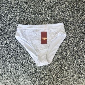 Santemare ✦ White Eyelet Bikini Bottom (M)